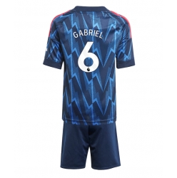 Fotbollsset Barn Arsenal Gabriel Magalhaes #6 Bortatröja 2025-26 Mini-Kit Kortärmad (+ korta byxor)
