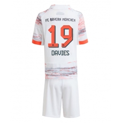 Fotbollsset Barn Bayern Munich Alphonso Davies #19 Bortatröja 2025-26 Mini-Kit Kortärmad (+ korta byxor)