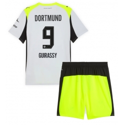 Fotbollsset Barn Borussia Dortmund Serhou Guirassy #9 Bortatröja 2025-26 Mini-Kit Kortärmad (+ korta byxor)