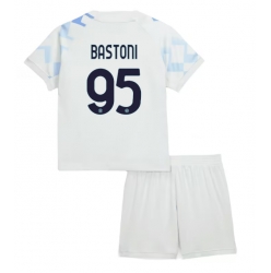Fotbollsset Barn Inter Milan Alessandro Bastoni #95 Bortatröja 2025-26 Mini-Kit Kortärmad (+ korta byxor)