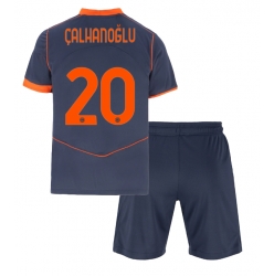 Fotbollsset Barn Inter Milan Hakan Calhanoglu #20 Tredje Tröja 2025-26 Mini-Kit Kortärmad (+ korta byxor)