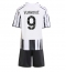Fotbollsset Barn Juventus Dusan Vlahovic #9 Hemmatröja 2025-26 Mini-Kit Kortärmad (+ korta byxor)