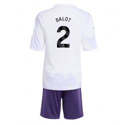 Fotbollsset Barn Manchester United Diogo Dalot #2 Bortatröja 2025-26 Mini-Kit Kortärmad (+ korta byxor)