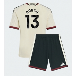 Fotbollsset Barn Manchester United Patrick Dorgu #13 Tredje Tröja 2026-27 Mini-Kit Kortärmad (+ korta byxor)