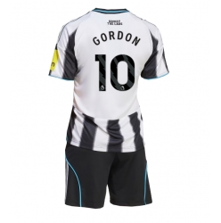 Fotbollsset Barn Newcastle United Anthony Gordon #10 Hemmatröja 2025-26 Mini-Kit Kortärmad (+ korta byxor)