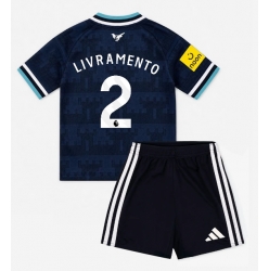 Fotbollsset Barn Newcastle United Tino Livramento #2 Bortatröja 2026-27 Mini-Kit Kortärmad (+ korta byxor)