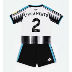 Fotbollsset Barn Newcastle United Tino Livramento #2 Hemmatröja 2026-27 Mini-Kit Kortärmad (+ korta byxor)