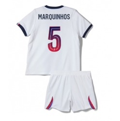 Fotbollsset Barn Paris Saint-Germain Marquinhos #5 Bortatröja 2026-27 Mini-Kit Kortärmad (+ korta byxor)