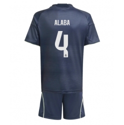Fotbollsset Barn Real Madrid David Alaba #4 Bortatröja 2025-26 Mini-Kit Kortärmad (+ korta byxor)