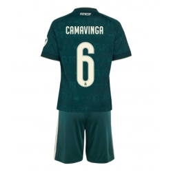Fotbollsset Barn Real Madrid Eduardo Camavinga #6 Bortatröja 2026-27 Mini-Kit Kortärmad (+ korta byxor)