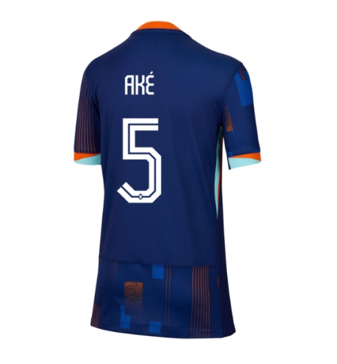 Nederländerna Nathan Ake #5 Bortatröja EM 2024 Dam Kortärmad Nederländerna Nathan Ake #5 Bortatröja EM 2024 Dam Kortärmad